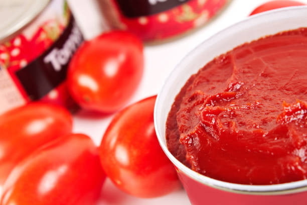 تصویر 2 از رب گوجه فرنگی روژین با رنگ دلنشین و بافت صاف